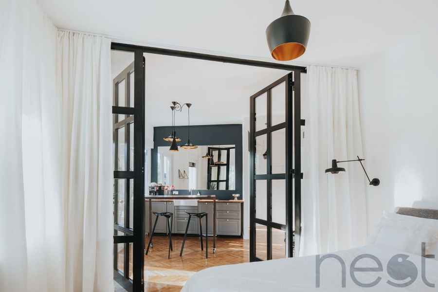 Charming & Cozy